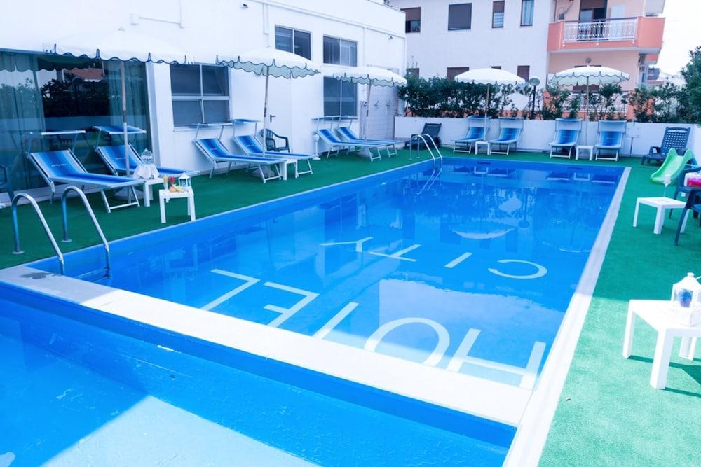 Hotel City Hotel