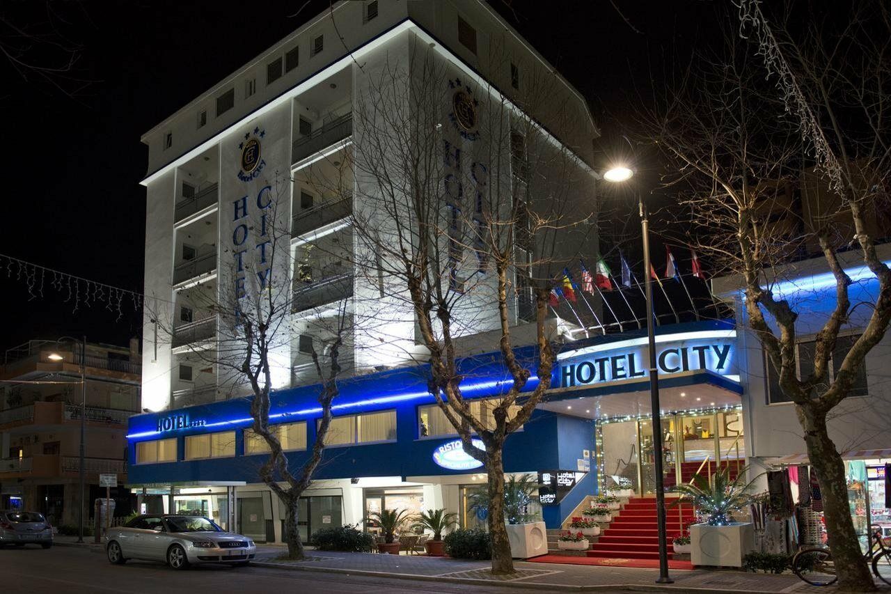 Hotel City Hotel 4*