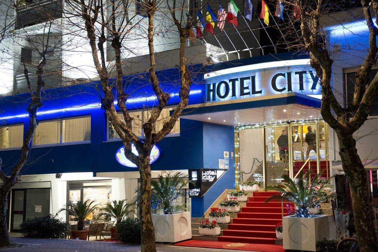 Hotel City 4*