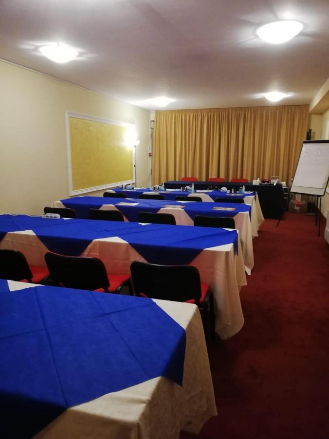 Hotel City Hotel